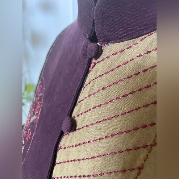 Women’s I.K.C. 2 Piece Set - Picture 7 of 16